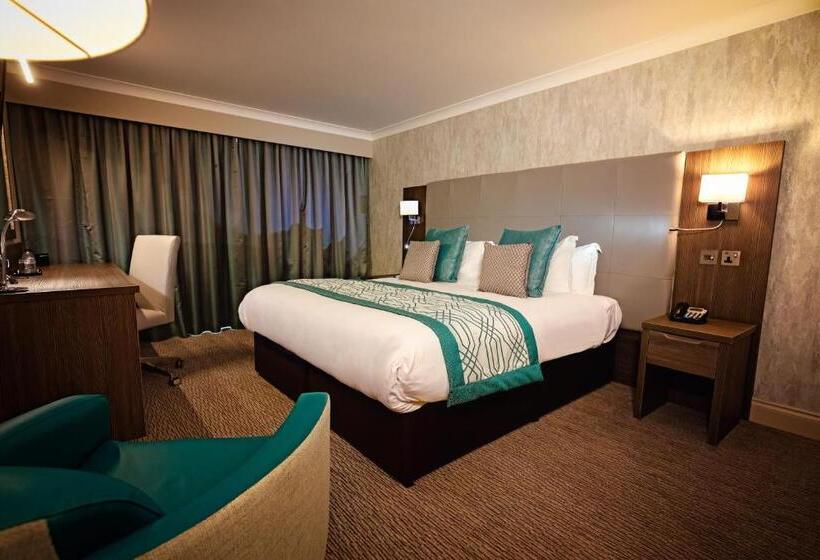 Номер Стандарт, Mercure Milton Keynes