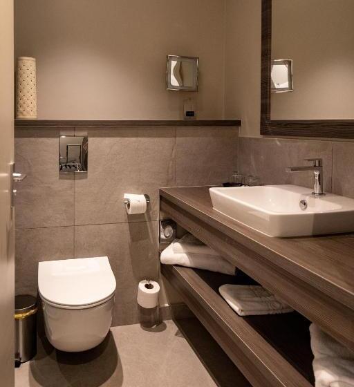 Номер Superior, Mercure Milton Keynes