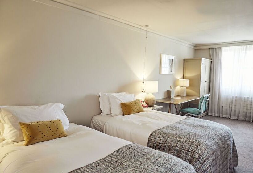 Номер Стандарт, The Great House, Sonning, Berkshire