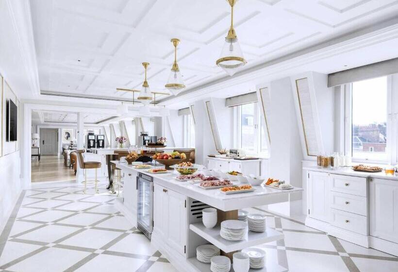 Полулюкс, The Langham London