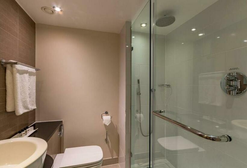 Номер Deluxe Кровать Кинг, Thistle London Trafalgar Square