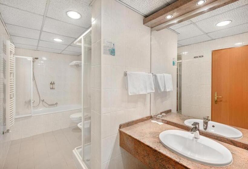 سوییت سوپریور, Danubius Hotel Raba