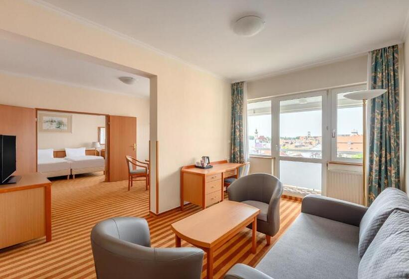 سوییت سوپریور, Danubius Hotel Raba