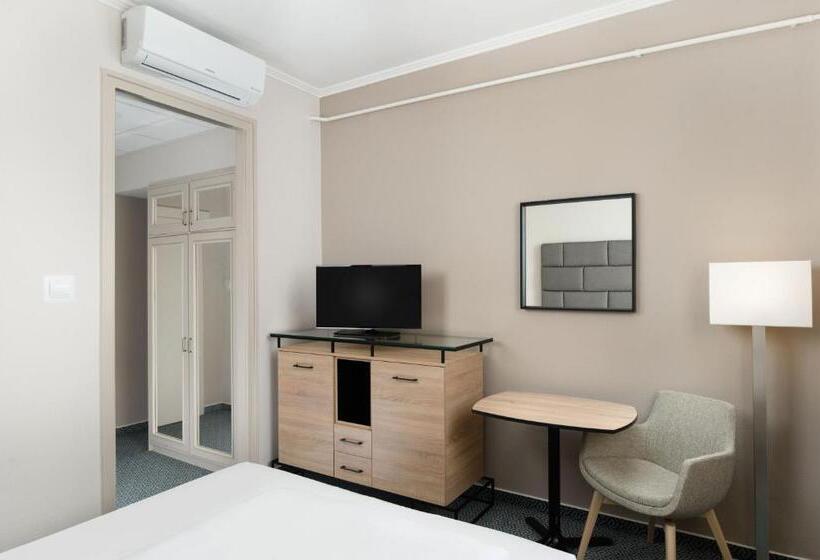 اتاق سوپریور یک تخته, Danubius Hotel Raba