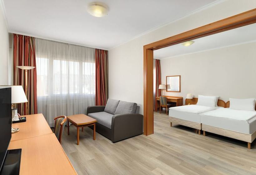 سوییت, Danubius Hotel Raba