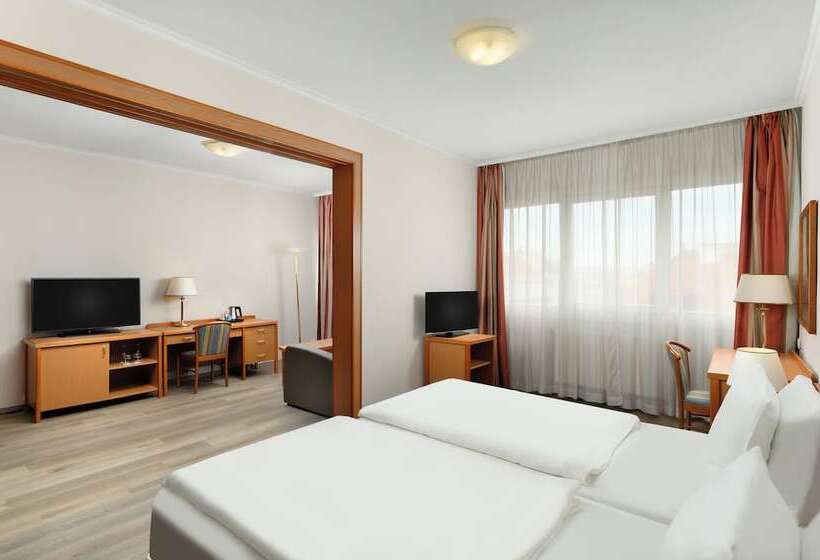سوییت, Danubius Hotel Raba
