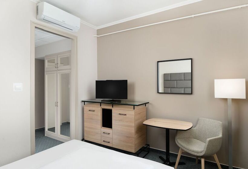 اتاق سوپریور یک تخته, Danubius Hotel Raba