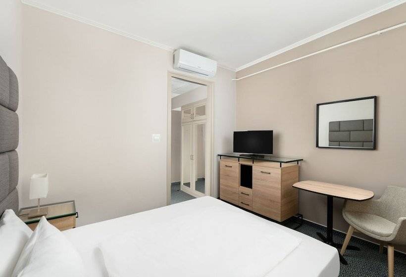 اتاق سوپریور یک تخته, Danubius Hotel Raba