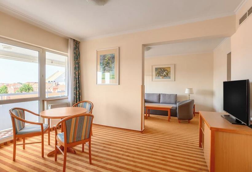 سوییت سوپریور, Danubius Hotel Raba