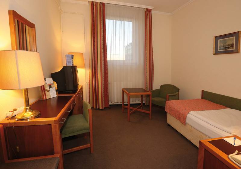 اتاق استاندارد یک نفره, Danubius Hotel Raba