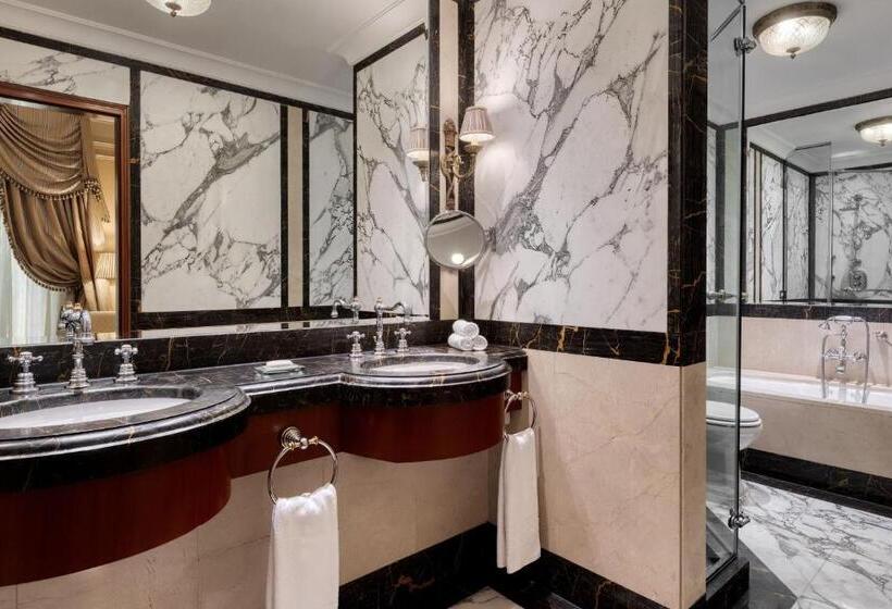 带大床的套房, Grande Bretagne, A Luxury Collection Hotel, Athens