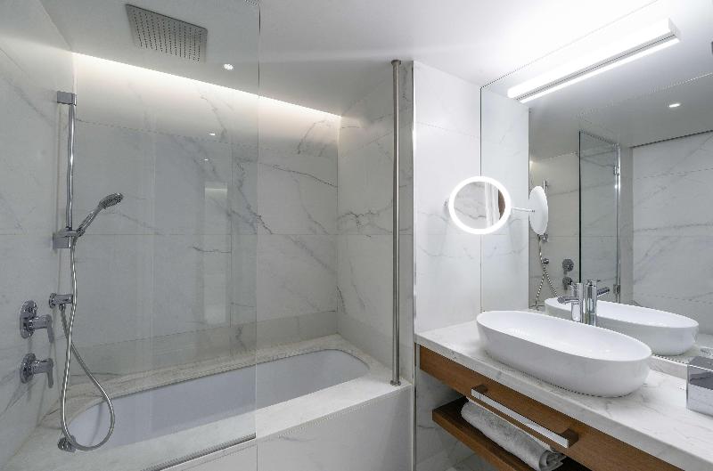 エクゼクティブルーム, Makedonia Palace