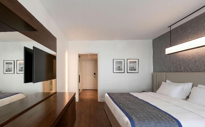 海の見えるエクゼクティブルーム, Makedonia Palace