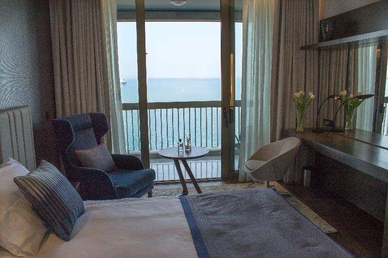 海の見えるエクゼクティブルーム, Makedonia Palace