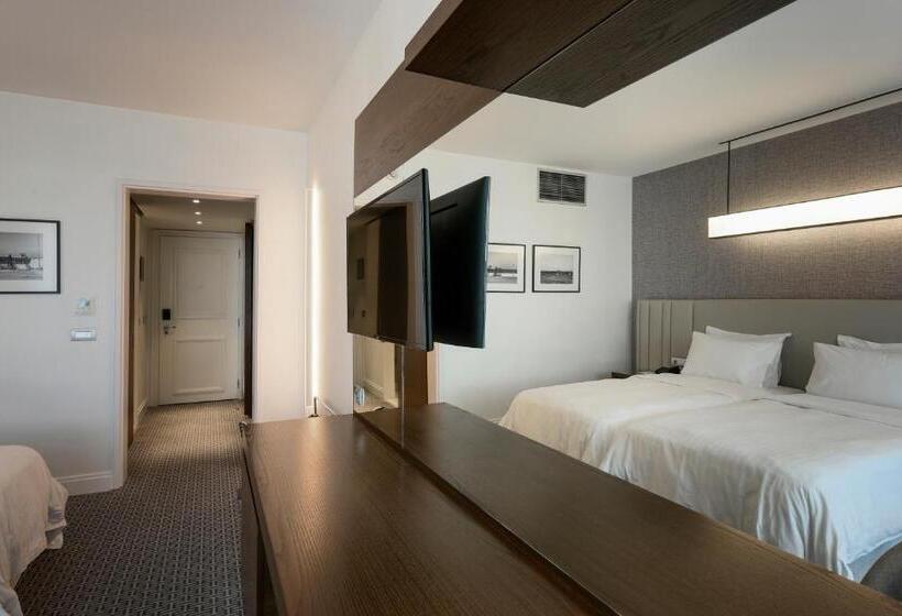 シティビュープレミアムルーム, Makedonia Palace