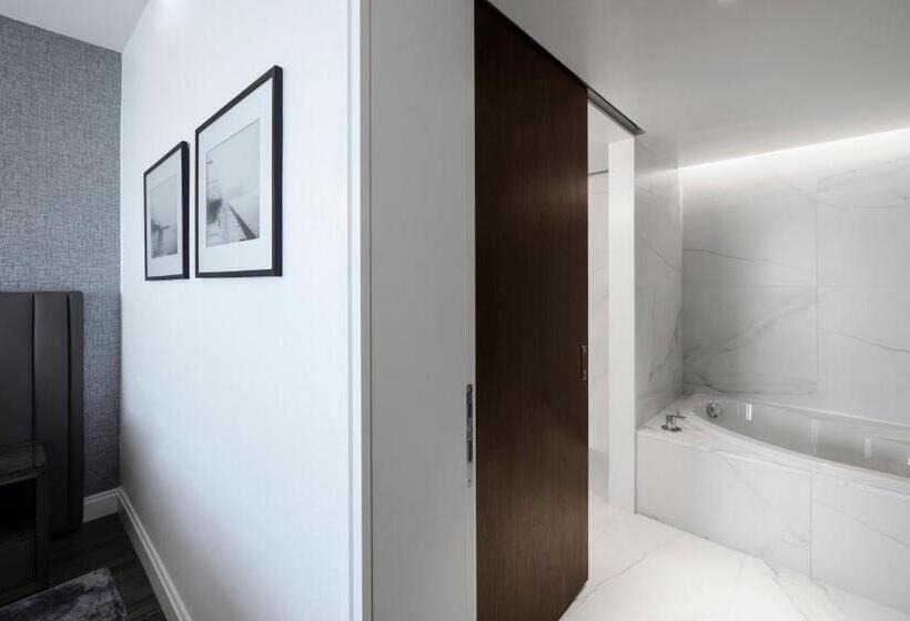 プレジデントスイートルーム, Makedonia Palace