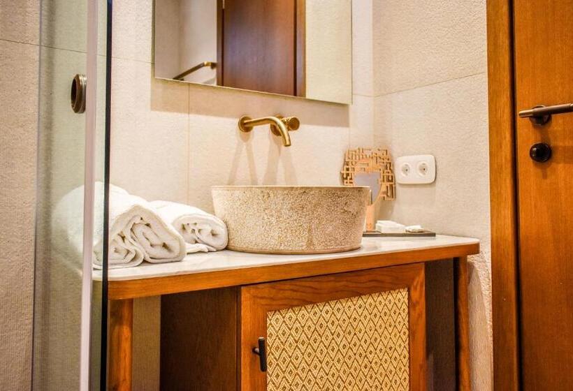 ویلای یک اتاق خوابه با استخر شنا, Mandraki Village Boutique