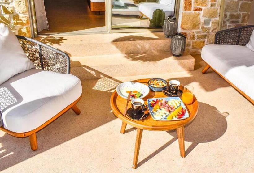 ویلای یک اتاق خوابه با استخر شنا, Mandraki Village Boutique
