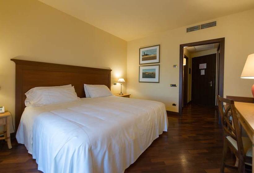 اتاق استاندارد, Grand Hotel Baia Verde
