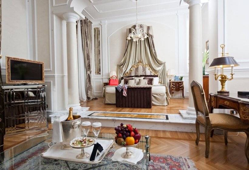 سوییت جونیور, Grand Hotel Majestic Gia  Baglioni