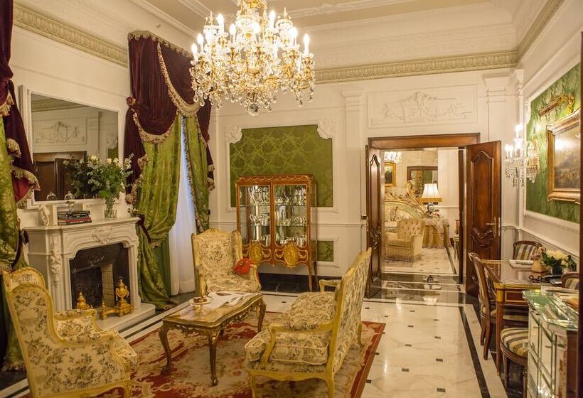 سوئیت رویال, Grand Hotel Majestic Gia  Baglioni