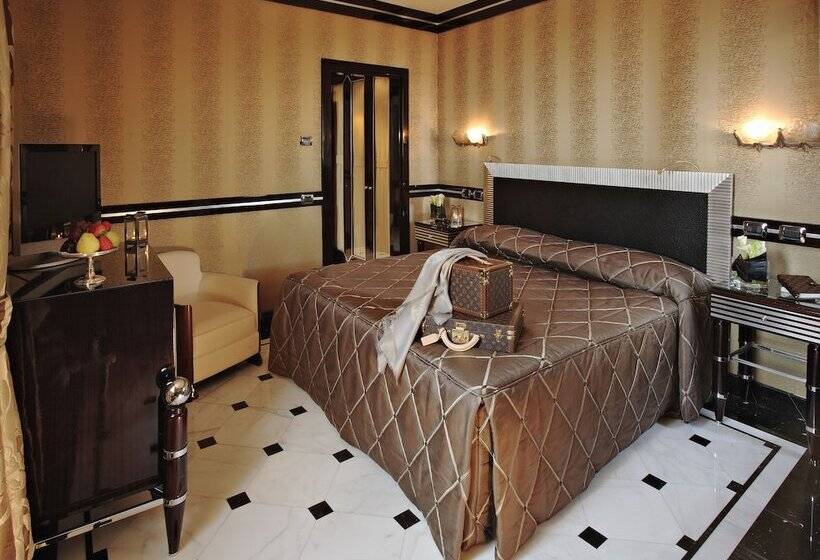 Suite with Terrace, Grand Hotel Majestic Gia  Baglioni