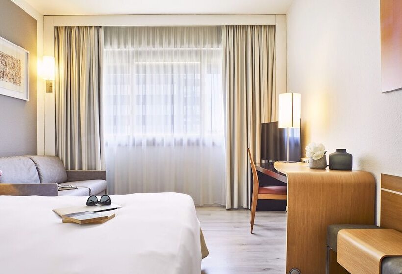 Номер Superior, Living Place