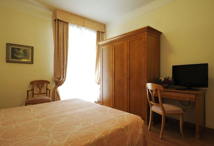 اتاق اساندارد با چشم‌انداز جانبی به دریا, Majestic By Lvg Hotel Collection