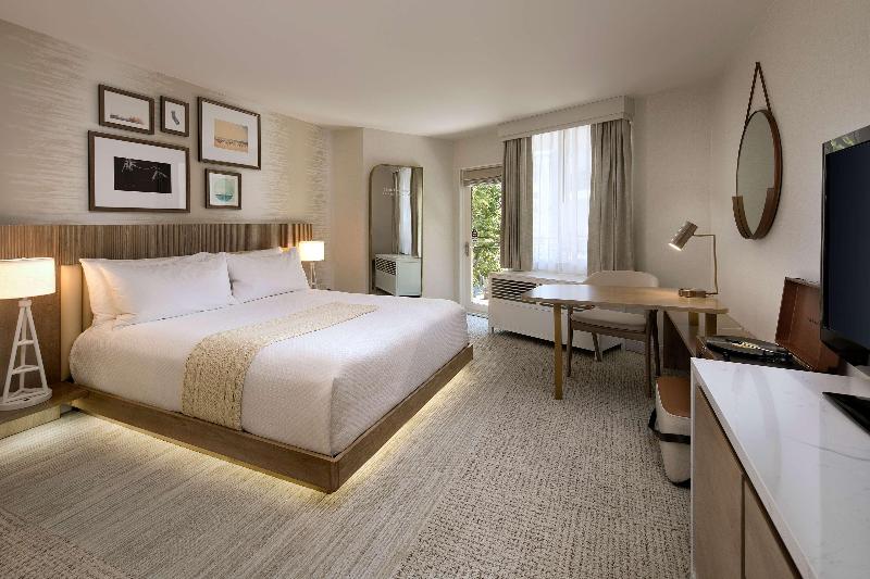 سوئیت با چشم‌انداز, Mandarin Oriental Hong Kong