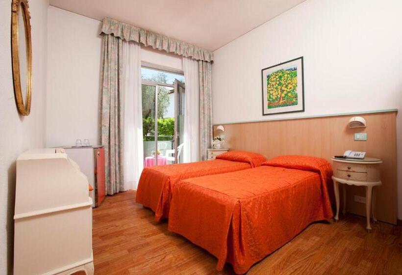 اتاق استاندارد, Residence Rely