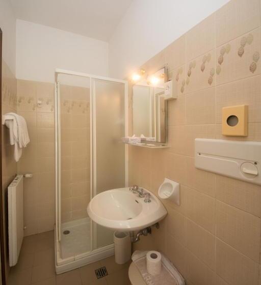 Номер Стандарт Трехместный, Bike & Family Hotel Derby