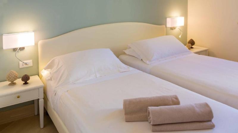 Номер Deluxe, Hellenia Yachting Hotel & Spa