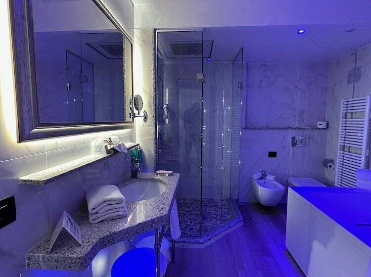 Номер Премиум, Torino Wellness & Spa