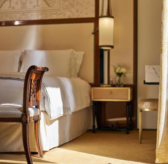 Suite with Terrace, Eden  Dorchester Collection