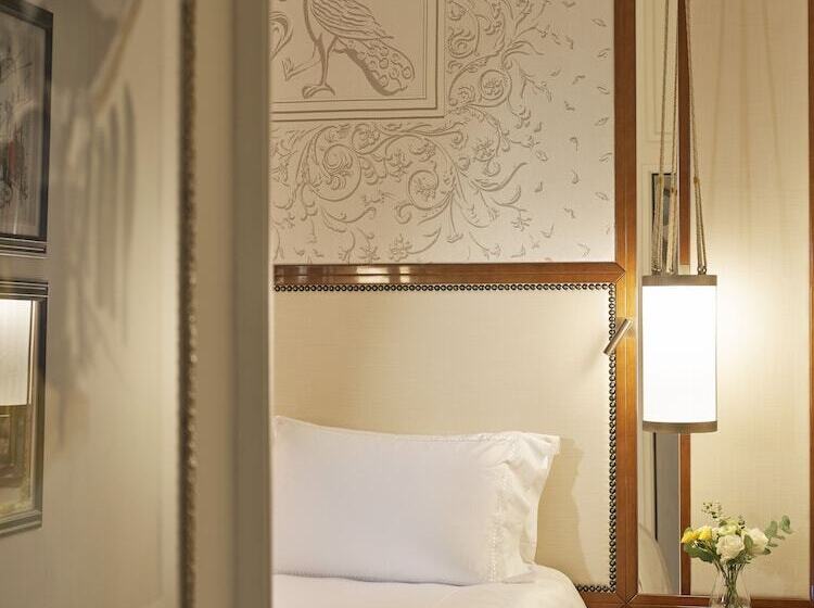 سوییت جونیور, Eden  Dorchester Collection
