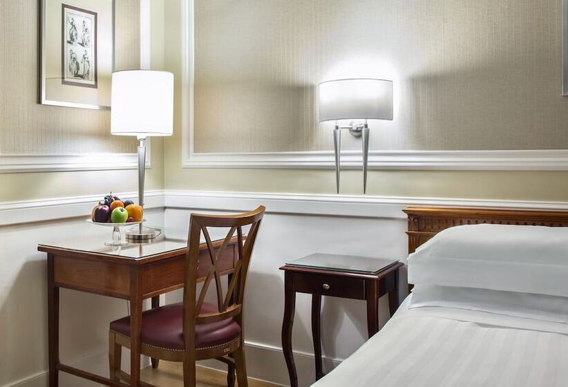 חדר סופריור, Rome Marriott Grand Hotel Flora