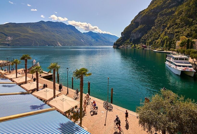 Superior room with lake view, Sole Relax & Panorama