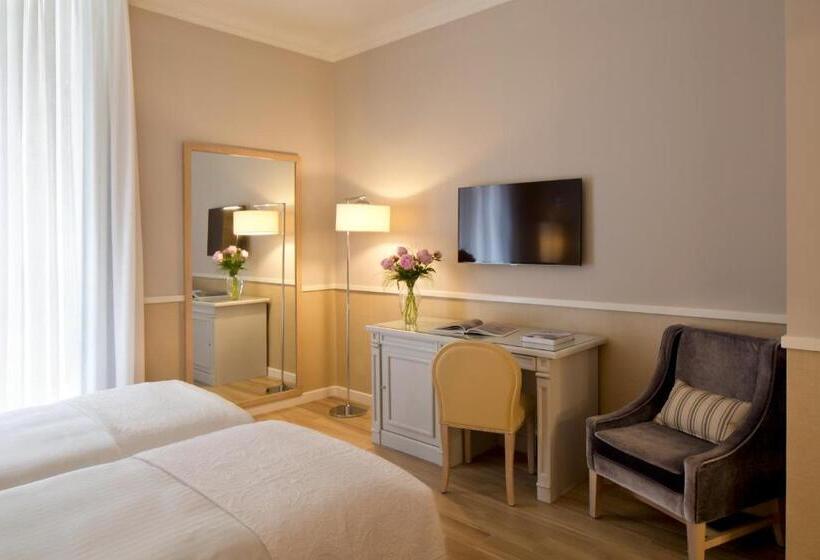 اتاق سوپریور با چشم‌انداز, Starhotels Terminus