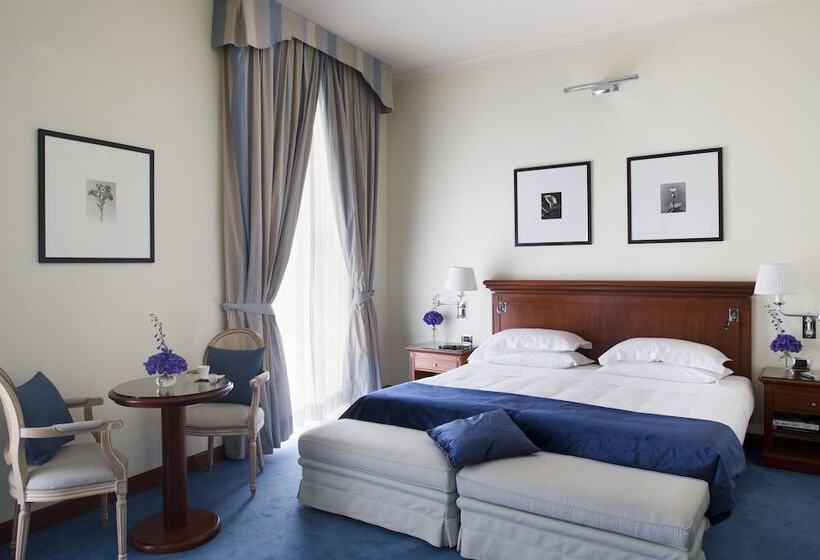 اتاق استاندارد سه نفره, Starhotels Terminus