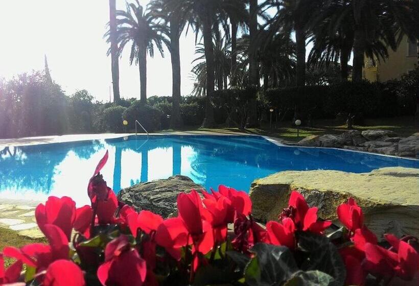 آپارتمان 1 خوابه با بالکن, Savoia Apartments
