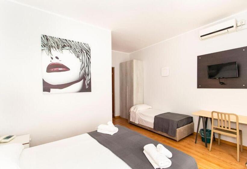 اتاق استاندارد سه نفره, Cristallo Torino