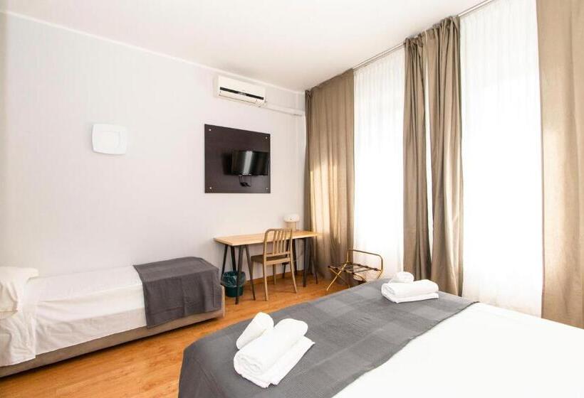 اتاق استاندارد سه نفره, Cristallo Torino