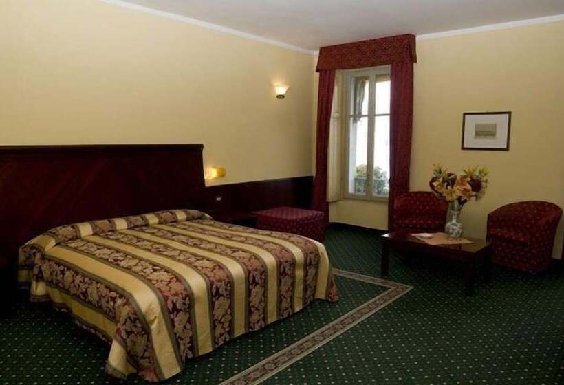 Номер Стандарт, Europalace
