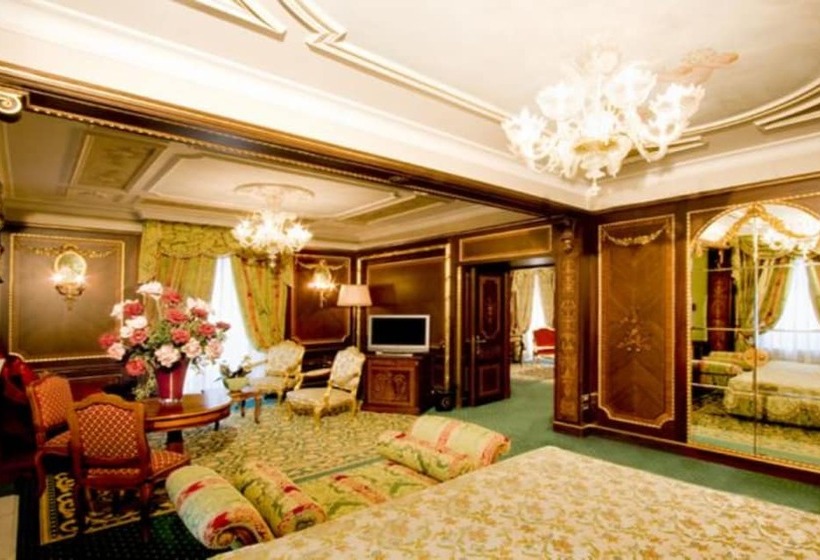 سوییت, Grand Hotel Des Iles Borromées & Spa