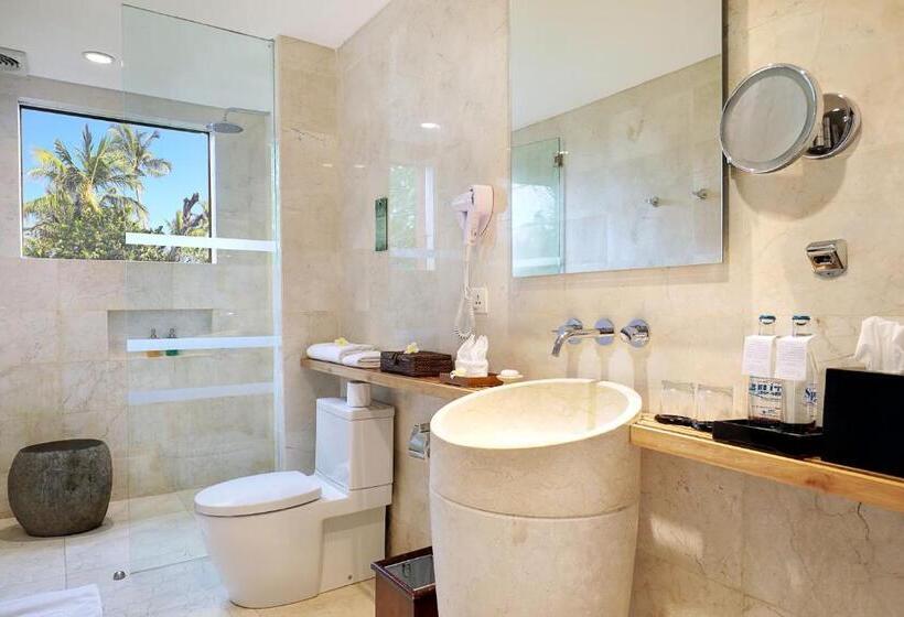 Номер Deluxe, Legian Beach