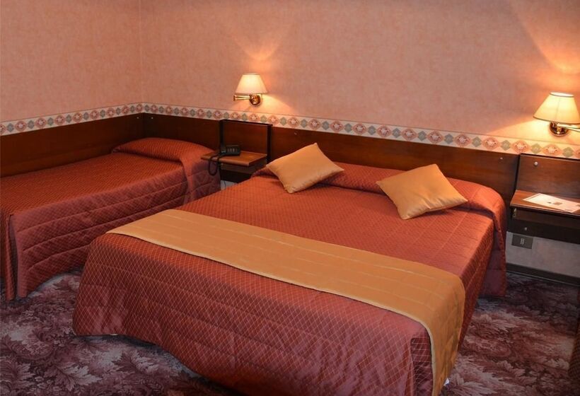 اتاق استاندارد سه نفره, Milano