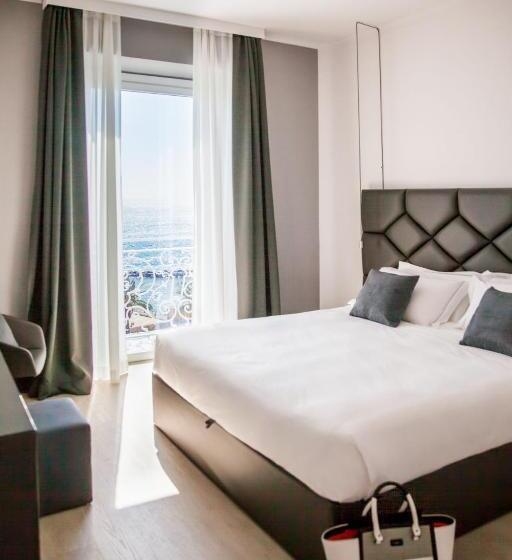 اتاق استاندارد با چشم‌انداز دریا, Miramare The Palace Resort