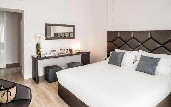 اتاق استاندارد با بالکن و چشم‌انداز دریا, Miramare The Palace Resort