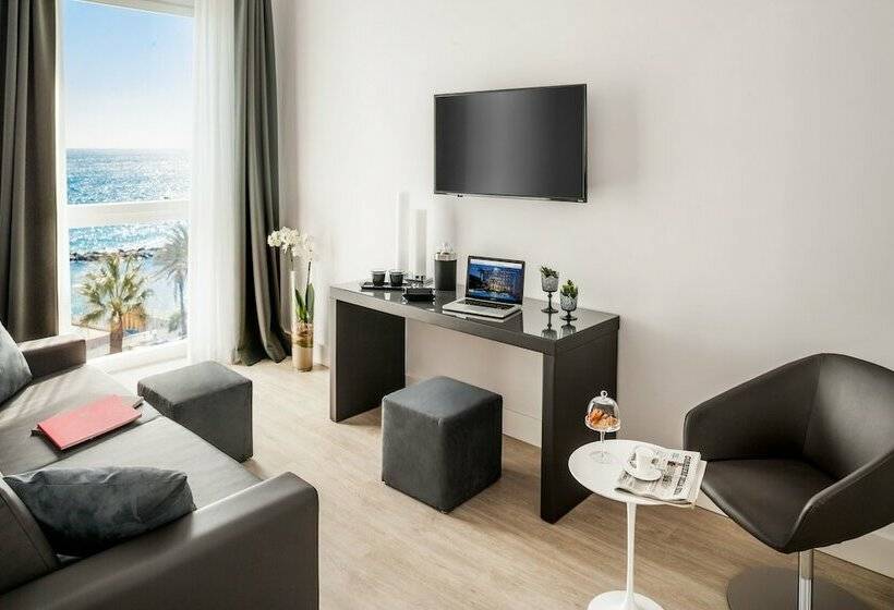 سوییت جونیور با چشم‌انداز دریا, Miramare The Palace Resort