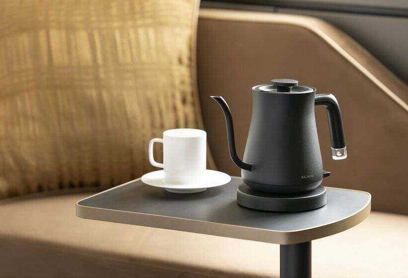 Quarto Deluxe, Cross Hotel Osaka